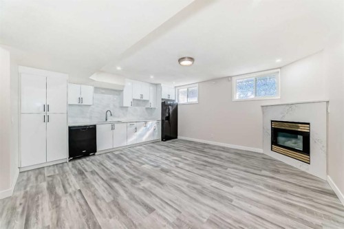 96 Douglas Ridge Close Se, Calgary, AB 