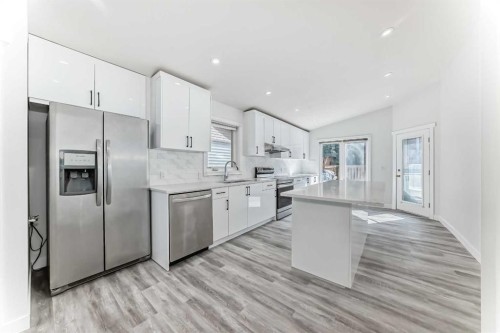 96 Douglas Ridge Close Se, Calgary, AB 