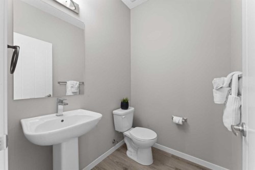 108 Nolanlake Villas Nw, Calgary, AB - Indoor Photo Showing Bathroom
