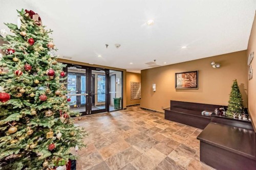 408-723 57 Avenue Sw, Calgary, AB - Indoor Photo Showing Other Room