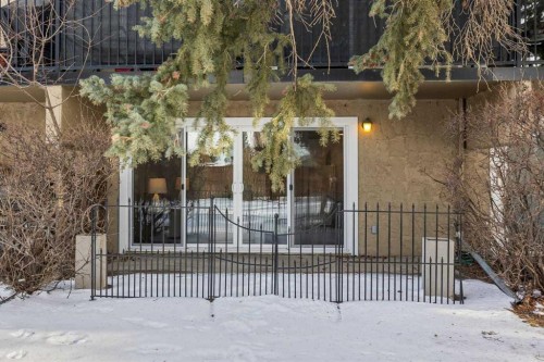 3-2212 Paliswood Road Sw, Calgary, AB - Outdoor