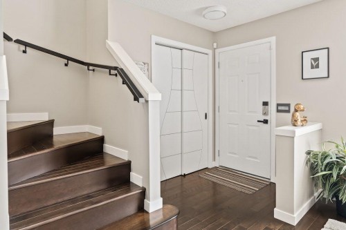 149 Elgin Gardens Se, Calgary, AB - Indoor Photo Showing Other Room