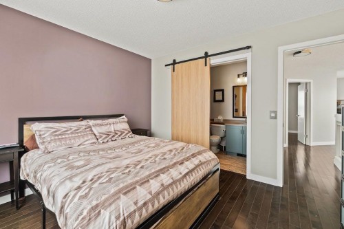149 Elgin Gardens Se, Calgary, AB - Indoor Photo Showing Bedroom