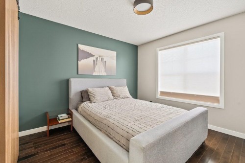 149 Elgin Gardens Se, Calgary, AB - Indoor Photo Showing Bedroom