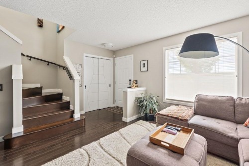 149 Elgin Gardens Se, Calgary, AB - Indoor