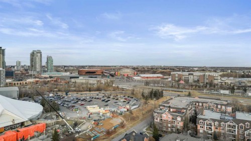 114-2204 1 Street Sw, Calgary, AB - Outdoor With View