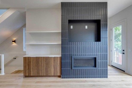 2309 21 Avenue Sw, Calgary, AB - Indoor With Fireplace