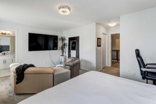 785 Windrow Manor Sw, Airdrie, AB - Indoor Photo Showing Bedroom
