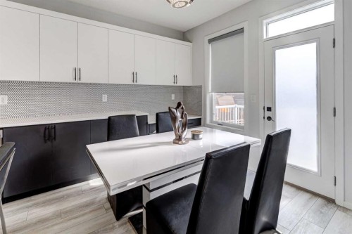 785 Windrow Manor Sw, Airdrie, AB - Indoor Photo Showing Kitchen