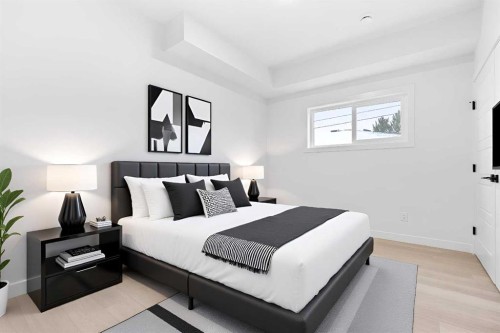 7415 39 Avenue Nw, Calgary, AB - Indoor Photo Showing Bedroom