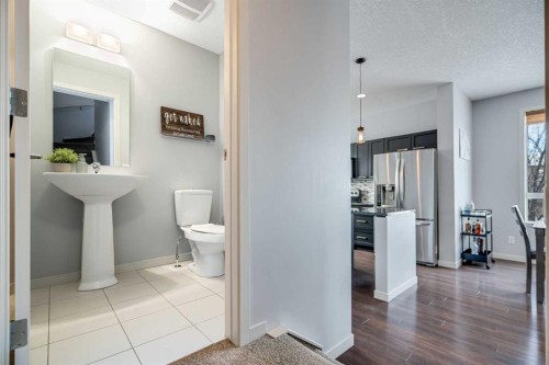 335 Copperpond Row Se, Calgary, AB - Indoor