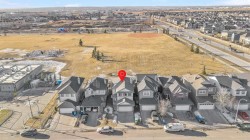 132 Saddletree Close NE Calgary, AB T3J 5J1
