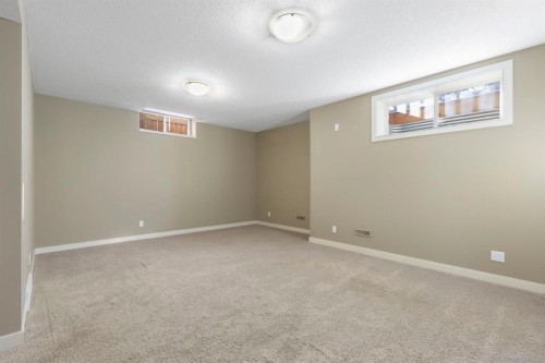 328 Silverado Plains Circle Sw, Calgary, AB - Indoor Photo Showing Other Room