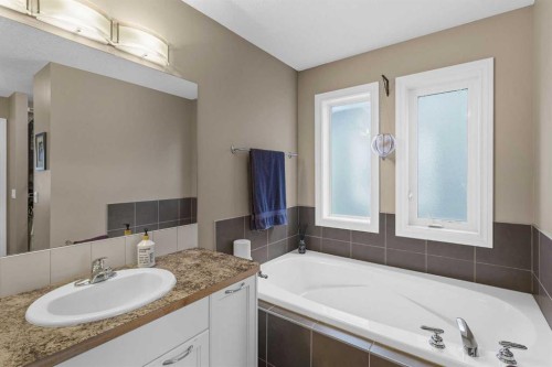 101 Evanscreek Court Nw, Calgary, AB - Indoor Photo Showing Bathroom