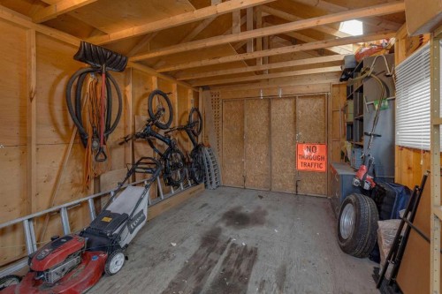 101 Evanscreek Court Nw, Calgary, AB - Indoor Photo Showing Garage