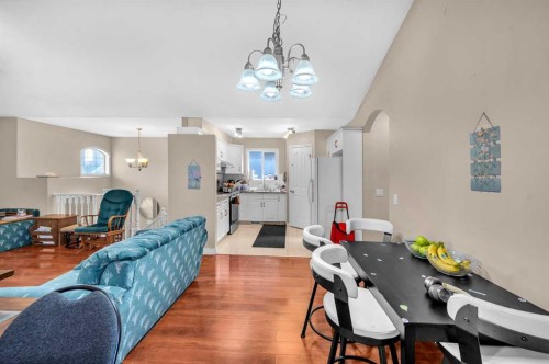 212 Tarawood Place Ne, Calgary, AB - Indoor