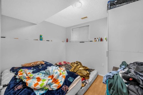 212 Tarawood Place Ne, Calgary, AB - Indoor Photo Showing Bedroom