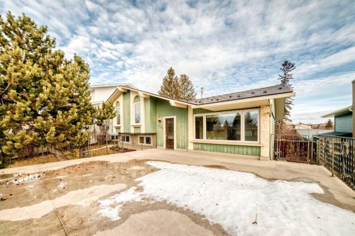 540 Dalmeny Hill Nw, Calgary, AB - Outdoor
