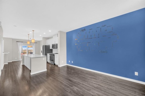 50 Copperstone Common Se, Calgary, AB - Indoor Photo Showing Kitchen