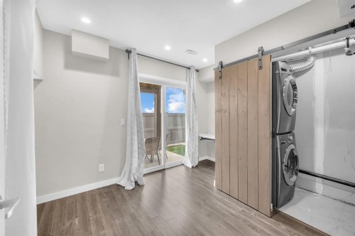 50 Copperstone Common Se, Calgary, AB - Indoor Photo Showing Laundry Room