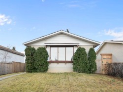 181 Dovercliffe Close SE Calgary, AB T2B 1W4