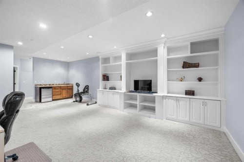 120 7 Avenue Ne, Calgary, AB - Indoor Photo Showing Office