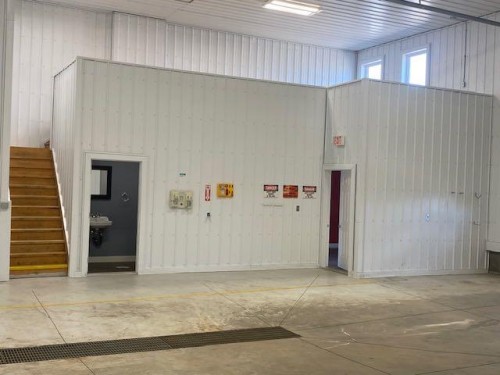 1909,1911 19 Avenue, Wainwright, AB 