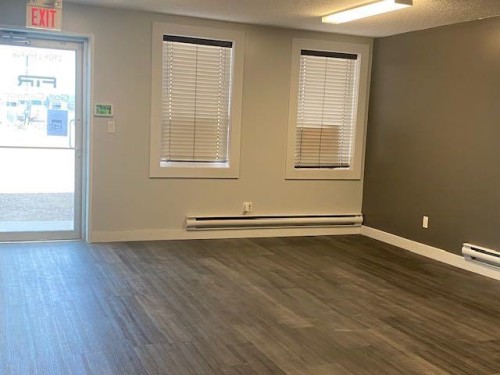 1909,1911 19 Avenue, Wainwright, AB 