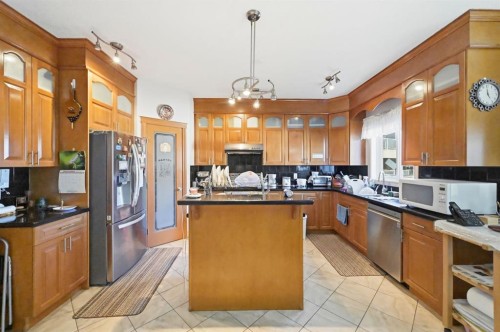 104 Taralake Common Ne, Calgary, AB - Indoor Photo Showing Kitchen