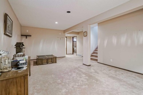 14319 Evergreen Street Sw, Calgary, AB - Indoor