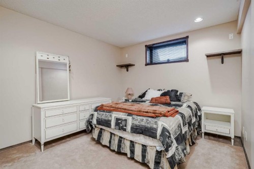 14319 Evergreen Street Sw, Calgary, AB - Indoor Photo Showing Bedroom