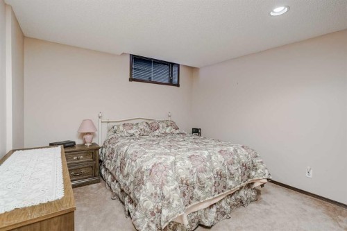 14319 Evergreen Street Sw, Calgary, AB - Indoor Photo Showing Bedroom