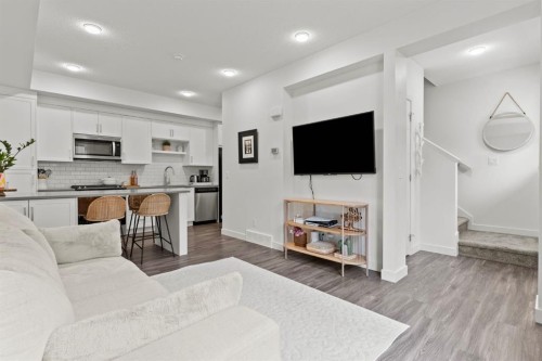 1402-100 Walgrove Court Se, Calgary, AB - Indoor