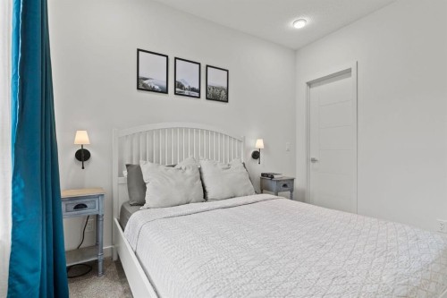 1402-100 Walgrove Court Se, Calgary, AB - Indoor Photo Showing Bedroom