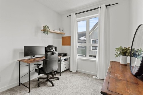 1402-100 Walgrove Court Se, Calgary, AB - Indoor Photo Showing Office