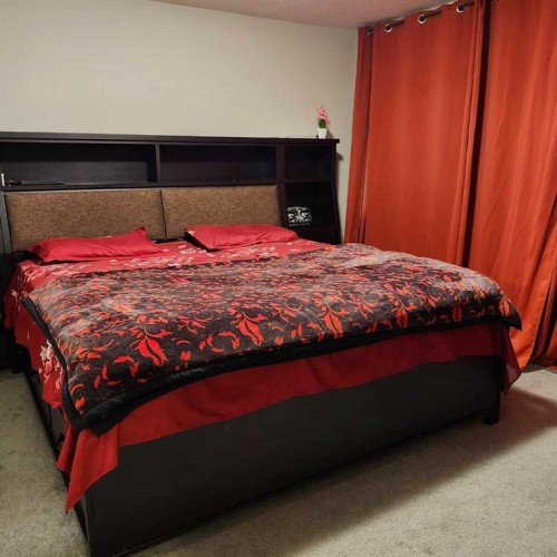 186 Cornerstone Road Ne, Calgary, AB - Indoor Photo Showing Bedroom