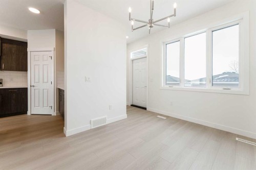 1921 Mccaskill Drive, Crossfield, AB - Indoor