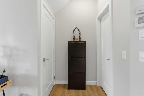 95 Sage Bluff Gate Nw, Calgary, AB - Indoor Photo Showing Other Room