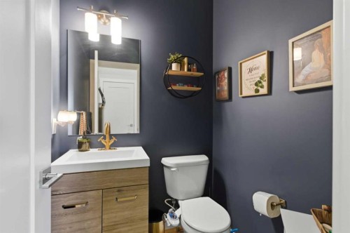95 Sage Bluff Gate Nw, Calgary, AB - Indoor Photo Showing Bathroom