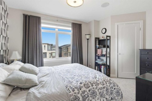 95 Sage Bluff Gate Nw, Calgary, AB - Indoor Photo Showing Bedroom