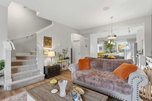 95 Sage Bluff Gate Nw, Calgary, AB - Indoor Photo Showing Living Room