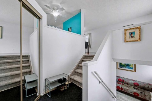 29 Erin Green Way Se, Calgary, AB - Indoor Photo Showing Other Room