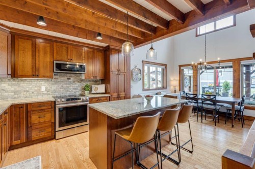 602 Cottageclub Bend, Rural Rocky View County, AB 