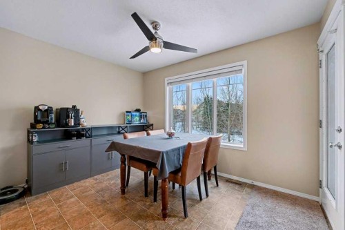 19 Copperfield Crescent Se, Calgary, AB - Indoor