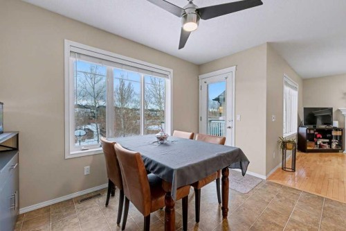 19 Copperfield Crescent Se, Calgary, AB - Indoor Photo Showing Dining Room