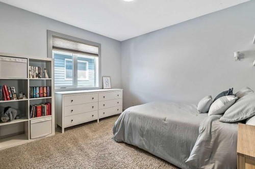 73 Evanspark Way Nw, Calgary, AB - Indoor Photo Showing Bedroom