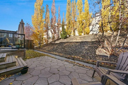 129 Springbluff Boulevard Sw, Calgary, AB - Outdoor
