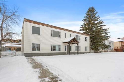 2209 Westmount Road Nw, Calgary, AB - Outdoor