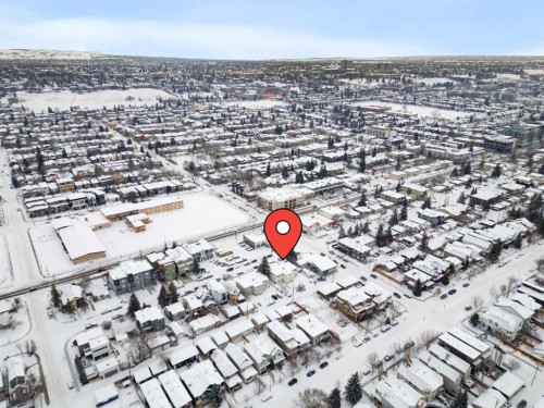 2209 Westmount Road Nw, Calgary, AB - Outdoor With View