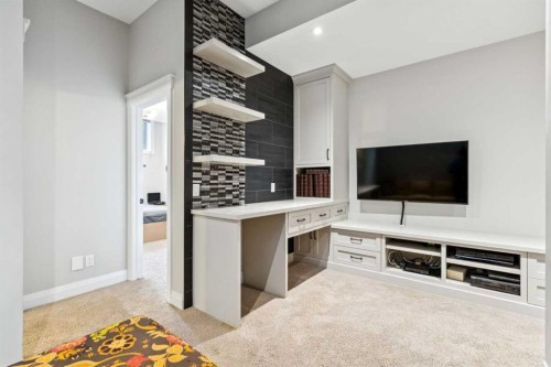 1636 Acton Avenue Sw, Calgary, AB - Indoor